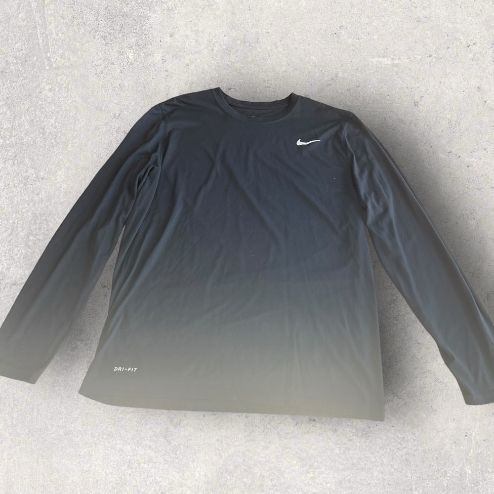 Nike • Black Long Sleeve Dry Fit Shirt • Large